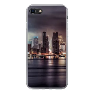 Produktbild von MuchoWow® Handyhülle Schutzhülle Hülle für iPhone SE 2020 New York - Sturm - Skyline Silikon Softcase Handy Hülle - Kartenbesitzer