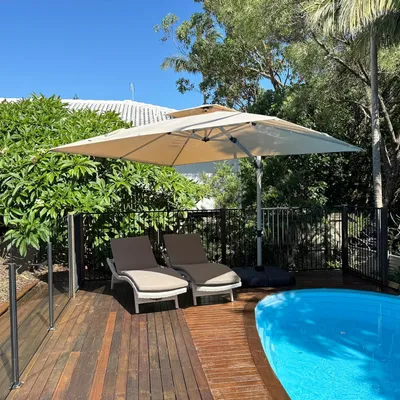 Produktbild von PURPLE LEAF Ampelschirm Rechteckiger 270 x 365 cm Sonnenschirm Groß Stabil Terrassenschirm 360°Rotation, für Garten,Terrasse, Pool Sonnenschutz ,Beige