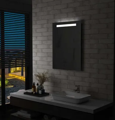 Produktbild von The Living Store Badezimmer-Wandspiegel mit LEDs 60x80 cm