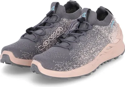 Imagen del producto de Zapatos de senderismo para mujer Lowa Fusion Lo, ideales para trekking y actividades al aire libre, modelo 320415, color 9707