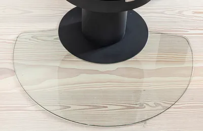 Produktbild von Funkenschutzplatte Aduro halbmond 107,25x70,7 cm für Kaminofen Aduro 22