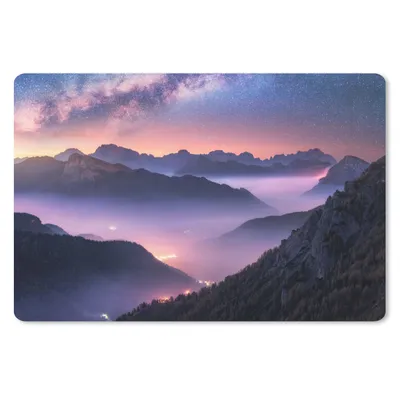 Produktbild von MuchoWow® Schreibtischunterlage Berge - Sternenhimmel - Nebel 60x40 cm - XXL Mauspad - Großes Mauspad