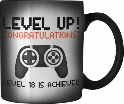 Produktbild von Trendation - 18. Geburtstag Farbwechsel Zauber-Tasse Jungen Jungs Geschenk 18er Geschenkidee 18 Sohn Gamer (Schwarz)