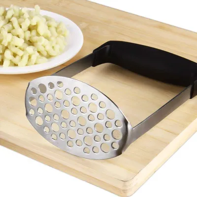 Produktbild von Kartoffelstampfer aus Edelstahl - Spülmaschinenfest und ideal für Kartoffelpüree und Gemüse