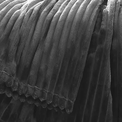 Produktbild von Fleece-Decke mit 3D-Rippeneffekt