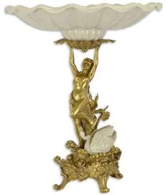 Produktbild von Casa Padrino Barock Porzellan Obstschale mit dekorativer Bronzefigur Creme / Gold Ø 44,6 x H. 53 cm - Barock Deko Accessoires