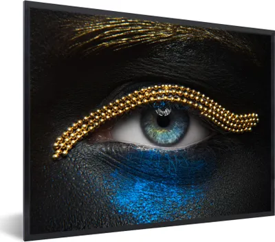 Produktbild von MuchoWow® MuchoWow® Gerahmtes Poster Frau - Augen - Make-up - Luxus - Gold 40x30 cm - Poster mit zchwarzem Bilderrahmen - Kunstposter - Wanddekorationen