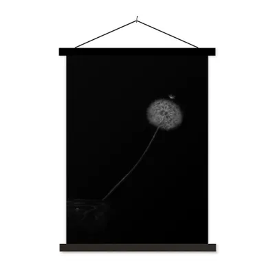 Produktbild von MuchoWow® Textilposter Blumen - Löwenzahn - Samen - Schwarz - Weiß 90x120 cm mit schwarzem Rahmen - Dekoration