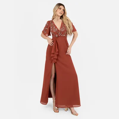 Produktbild von Maya Deluxe Damen Maxikleid, Damenmodell mit V-Ausschnitt, kurze, eng anliegende Ärmel und Paillettenbesatz