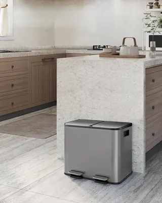 Immagine prodotto di Contenitore per rifiuti a pedale in acciaio inossidabile - Secchio per rifiuti da cucina - 2 scomparti - 2 x 15 litri - Coperchio con chiusura ammortizzata - Contenitori interni estraibili - Grigio
