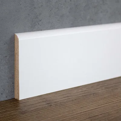 Produktbild von PROVISTON | Sockelleiste | Abgerundetes Profil | 10 x 70 x 2000 mm | MDF foliert | Weiß | Moderne Fußleiste | 2 Meter