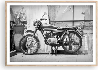 Produktbild von Gerahmtes Poster - Rahmen in heller Eiche - Alt Motorrad Schwarz und Weiß - 100x70 cm - Wand Bild - Wanddeko - Wandbilder - Kunstposter - Wandposter - Bilderrahmen - Bilder - P2NAA100x70-4487