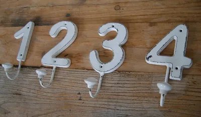 Produktbild von Set 4 Stück Wandhaken, Küchenhaken, Handtuchhaken, numeriert, Gusseisen