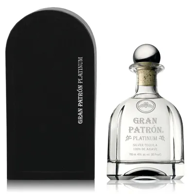 Obrázok produktu pre Gran PATRÓN Platinum Ultra-Premium – tequila vyrobená zo 100 % najkvalitnejšej modrej agávy Weber, ručne destilovaná v Mexiku v malých dávkach, 40 % obj., 70 cl / 700 ml