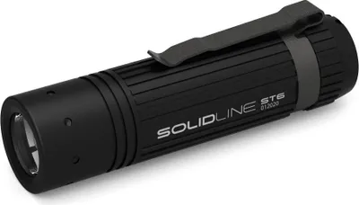 Produktbild von Solidline ST6 Taschenlampe schwarz, bis zu 320 lm, 140m Leuchtweite, 25 Std Laufzeit, IP54, inkl. Batterie