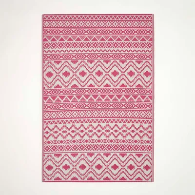 Produktbild von HOMESCAPES Outdoor Teppich wetterfest pink-weiß 150x240 cm, Gartenteppich Tia mit Ethno-Muster, Balkonteppich wendbar
