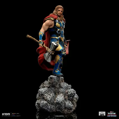 Produktbild von Marvel Studios - Thor : Love and Thunder Statue 26 cm