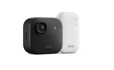 Blink Outdoor 4 1er Kameraset 2K+ schwarz, kabellose WLAN-Überwachungskamera für außen, Frontansicht