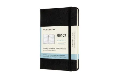 Produktbild von Moleskine 18 Monate Monats-Notizkalender 2021/2022 - Fester Einband - Englischer Kalender - 1 Mo = 2 Seiten - linierte Seiten - Schwarz - Pocket (9x14)