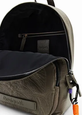 Produktbild von Desigual Rucksack ALPHA MOMBASA MINI Damenrucksack mit Stickereien