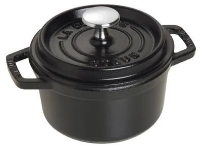 Image de Cocotte en fonte STAUB, ronde, 0,75 litre, fabriquée en France, 1 pièce