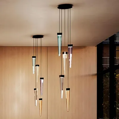 Produktbild von Stalactite LED-Pendelleuchte, 12 W, 2700 K, Amethystfarbe, poliertes schwarzes Nickelgehäuse, modernes und szenografisches Design, höhenverstellbar