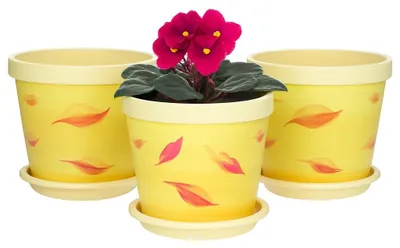 Immagine prodotto di Set di 3 vasi decorativi in plastica con sottovasi