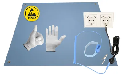Produktbild von Minadax 120 x 30cm Antistatik ESD Computer Matte Tischmatte „“ inkl. Manschette + 2,4m Verlängerung + ESD Handschuhe GR-L
