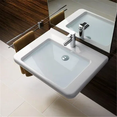 Produktbild von Geberit Waschtisch Renova Comfort 65x55cm, BF, m Hahnl., o. ÜL, we.