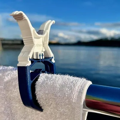 Immagine prodotto di Morsetti galleggianti, confezione da 6, blu navy, resistenti alle intemperie, per barca e spiaggia