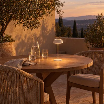 Produktbild von Outdoor LED Tischleuchte COCKTAIL Weiß