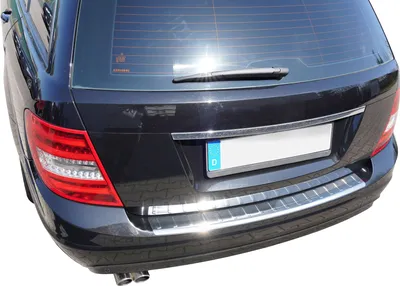 Zdjęcie produktu dla Osłona zderzaka ze stali nierdzewnej z chromowanym wykończeniem do Mercedesa, model S204 T