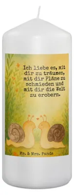 Produktbild von Mr. & Mrs. Panda Kerze Schnecken Liebe Design 19 x 8 cm - Weiß - Geschenk, Erinnerungskerze, glücklich, Freundin, Erinnerungslicht, Wachskerze, Paar, Zukunft, Blockkerze