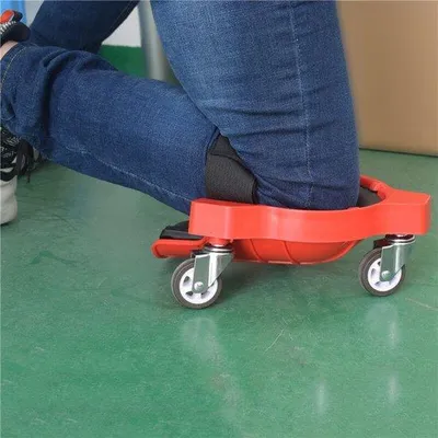 Immagine prodotto di Set di rollerboard per ginocchia con 3 rotelle e cuscinetto in gel morbido per cantieri.