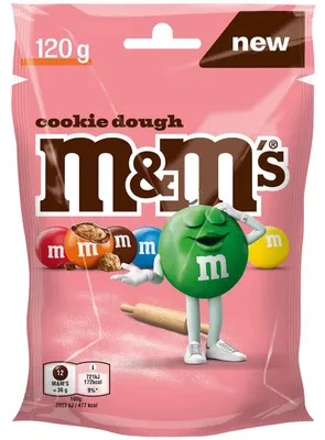 Zdjęcie produktu dla M&M'S o smaku ciasta na ciasteczka – chrupiące czekoladowe kulki, opakowanie 120 g, Obraz wygenerowany przez AI