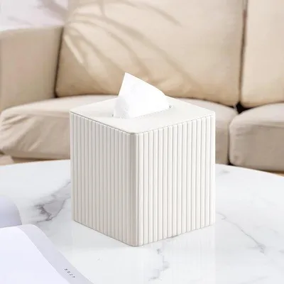 Obrázok produktu pre Držiak na papier v tvare kubusu, vyrobený z umelého koženého materiálu (PU), vhodný na použitie v domácnosti, kancelárii a vozidle, farba: biela, rozmer: 13 x 13 x 14,7 cm