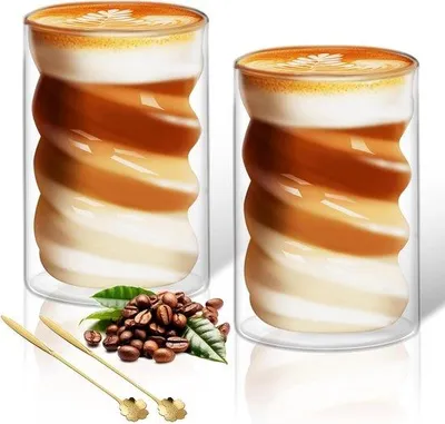 Produktbild von Doppelwandiges Glas-Cappuccino-Set aus 2 Teilen - 400 ml mit Löffeln und Milchschälchen