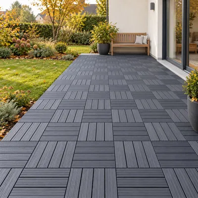 Produktbild von 44 Stück PP-Terrassenfliesen 30x30x2 cm, 4 m², Klickfliesen mit geraden Lamellen, Drainage, rutschhemmend & wetterfest, für Balkon & Terrasse, Grau