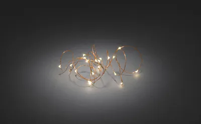 Produktbild von Konstsmide - Micro LED Lichterkette, 6h Timer, 40 warm weiße Dioden, batteriebetrieben, Innen, kupferfarbener Draht; 1461-160