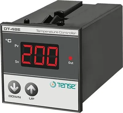 Image de Régulateur de température de précision pour montage sur panneau ON - OFF jusqu'à 600ºC 48 mm x 48 mm