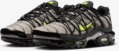 Produktbild von Nike Air Max Plus Utility Herrenschuhe, Grau/Schwarz/Volt, Größe 42,5