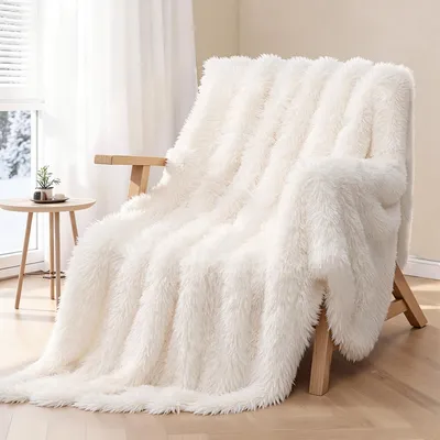 Produktbild von Flauschige Kuscheldecke, Wohndecke und kuschelige Decke wendbar 160x200 cm - Ultraweich fš¹r Sofa, Bett & Wohnzimmer, maschinenwaschbar, warmes Wintergeschenk