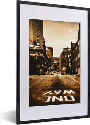 Produktbild von MuchoWow® MuchoWow® Gerahmtes Poster Straßen - Gold - Stadt 40x60 cm - Poster mit zchwarzem Bilderrahmen - Poster in Rahmen
