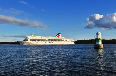 Produktbild von Jochen Schweizer Minikreuzfahrt Stockholm Tallinn für 2; Erlebnis verschenken oder selbst erleben;  Der Gutschein ist gültig für 2 Personen.