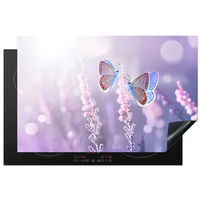 Produktbild von KitchenYeah© Herdabdeckplatte Schmetterling - Lavendel - Blumen - Lila , 80x52cm, Küche Deko, Glaskeramikkochfeld Herdabdeckung, Abdeckplatte fùr Kochfeld
