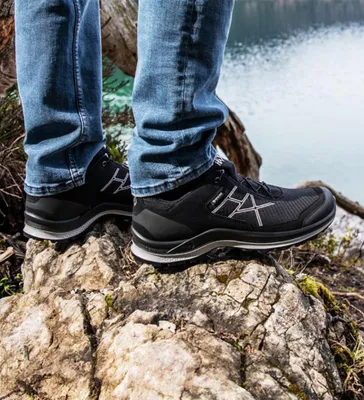 Produktbild von Haix Black Eagle Adventure 3.0 GTX Low Black-Silver UK 7.0 / EU 41