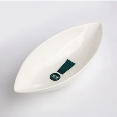 Immagine prodotto di Patera porcelanowa owalna Regular 24 cm
