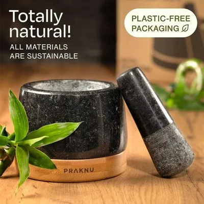 Productafbeelding van Famanu vijzel en stamper - graniet met houten onderzetter