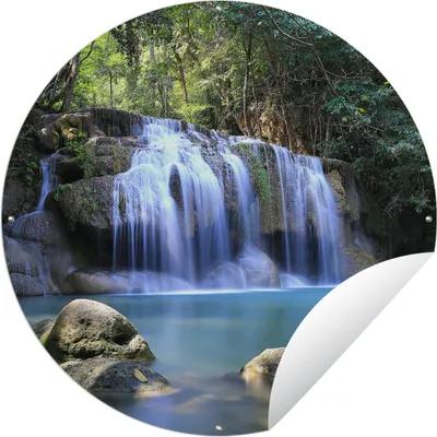 Produktbild von MuchoWow® Gartenposter Outdoor-Poster Rund Felsen unter den Wasserfällen des Erawan-Nationalparks Ø 120 cm Gartendeko Rundes Poster draußen