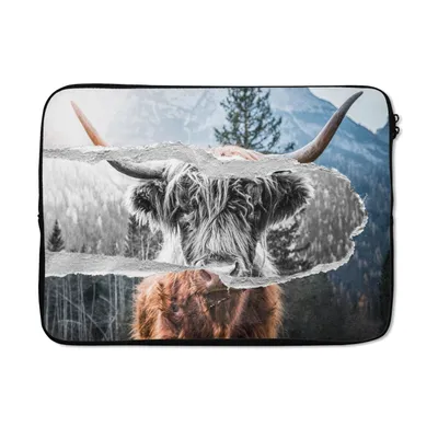 Produktbild von MuchoWow® Laptop Hülle 13 Zoll Schottischer Highlander - Kuh - Schwarz - Weiß Laptoptasche - Laptophülle - Sleeve - Rundumschutz